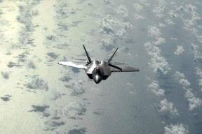 九游社区-“虚拟现实引领青训革新——未来巨星源自科技赋能的沉浸式训练体系”