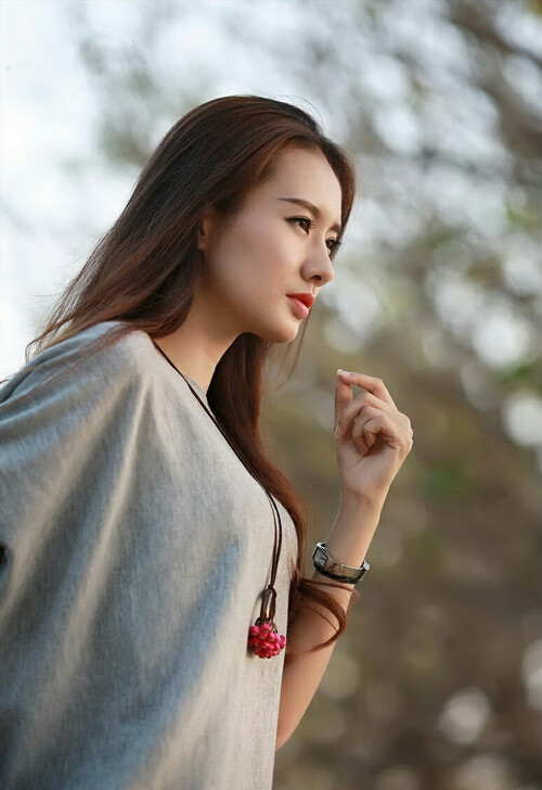 “悬崖边缘:极限赛段的生死攸关”,悬崖边缘效应